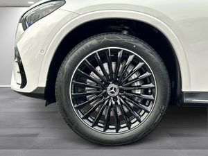 Mercedes GLC300 bild 4