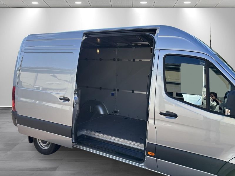 Mercedes Sprinter bild 9