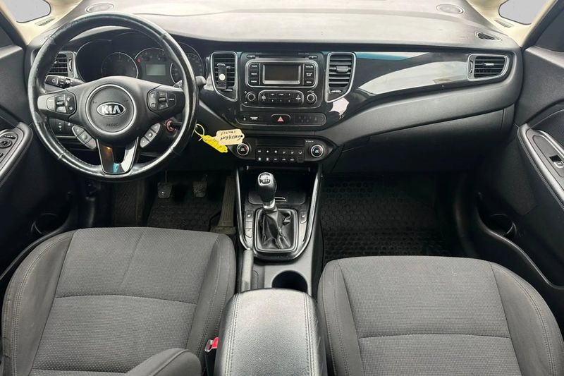 Kia Carens bild 5