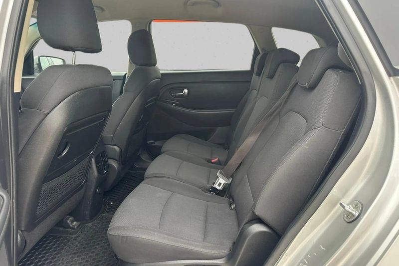 Kia Carens bild 7