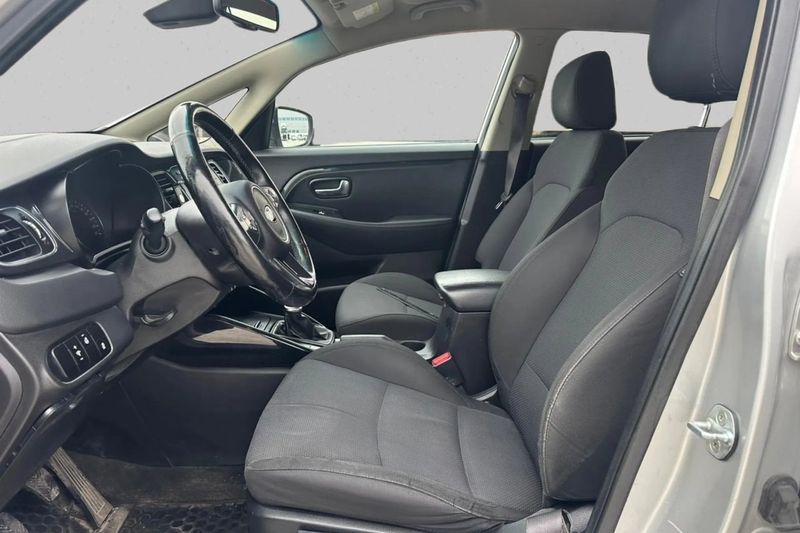 Kia Carens bild 6