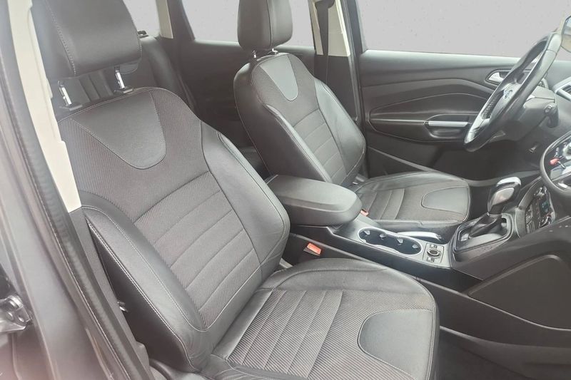 Ford Kuga bild 7