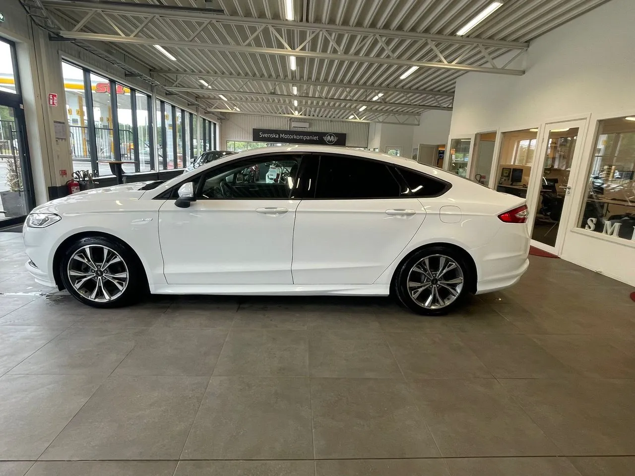 Vehicle image 2