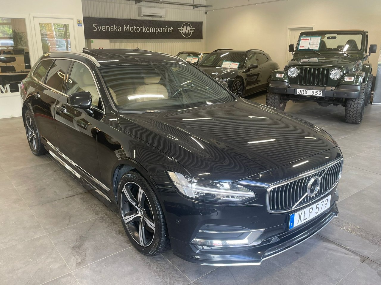 Volvo V90