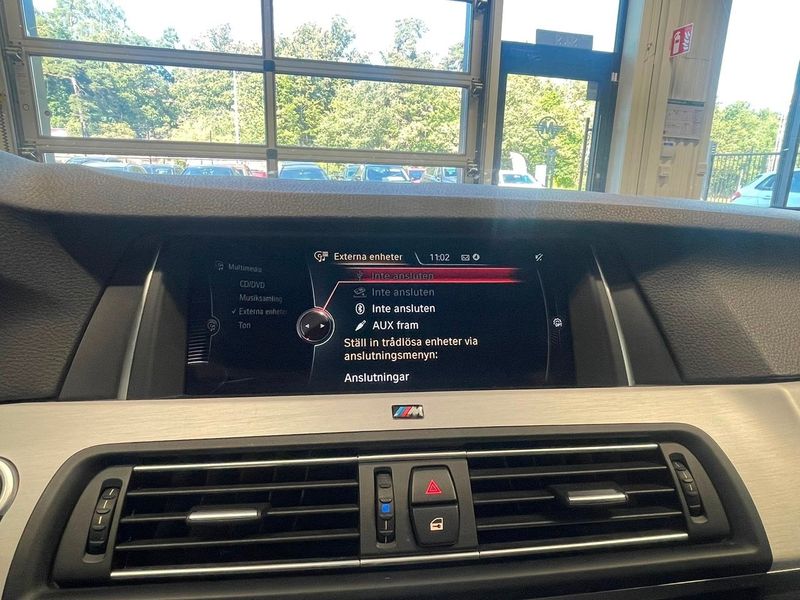 BMW 520 bild 24
