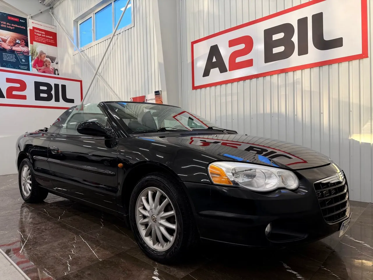 Vehicle image 7