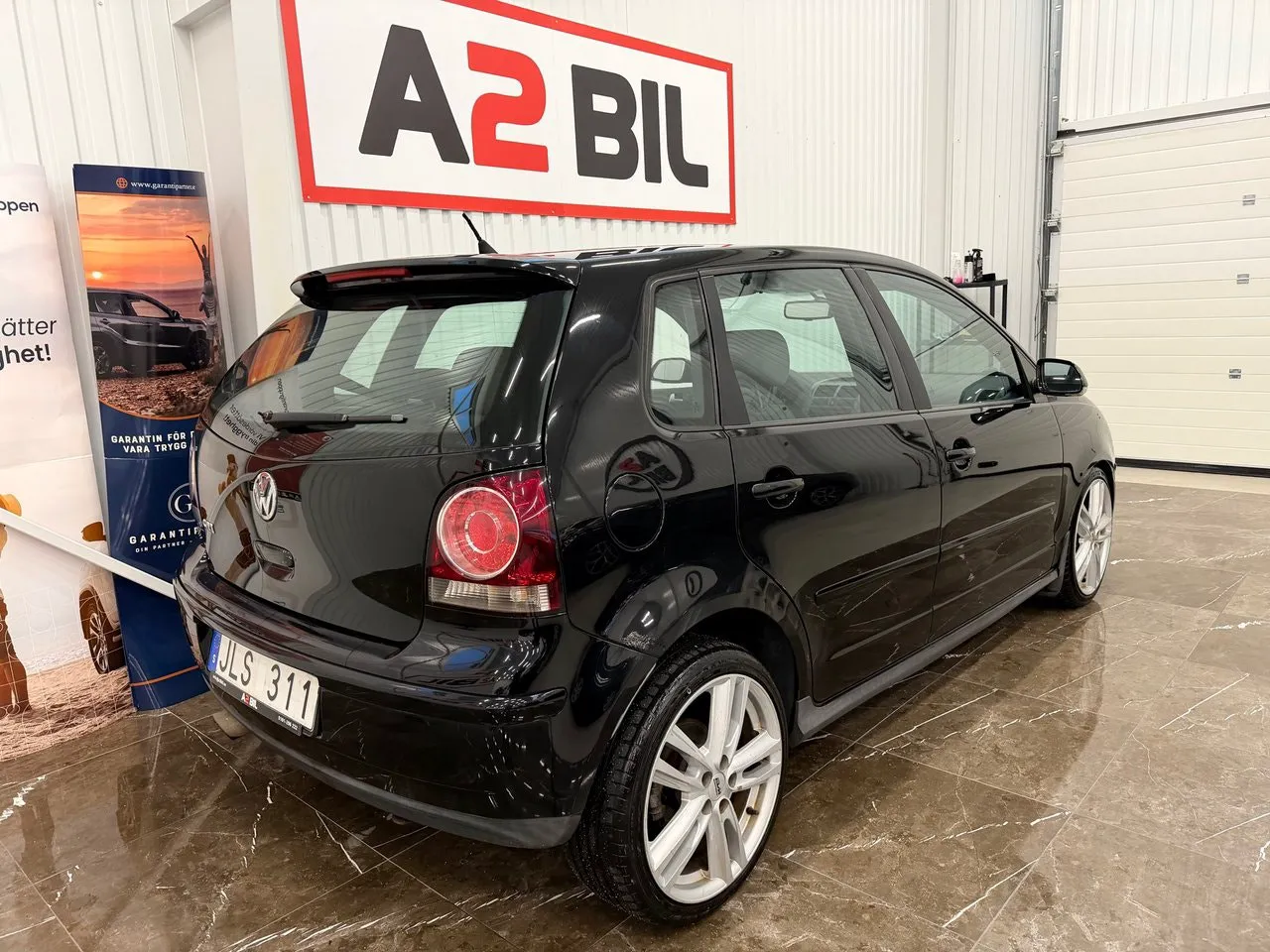 Vehicle image 3
