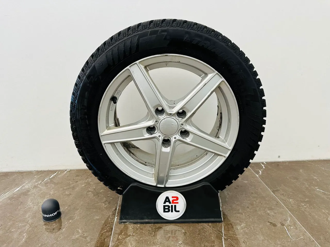 Vehicle image 21
