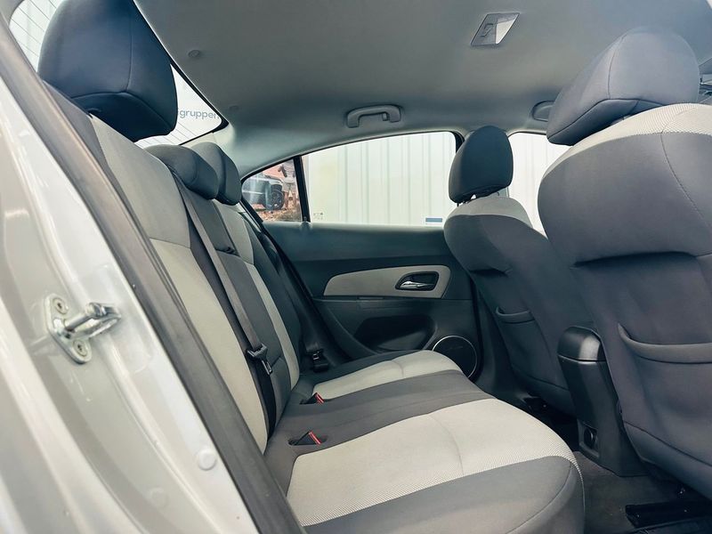 Chevrolet Cruze bild 13
