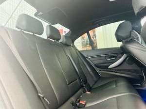 BMW 320 bild 15