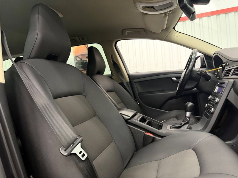 Volvo V70 bild 8