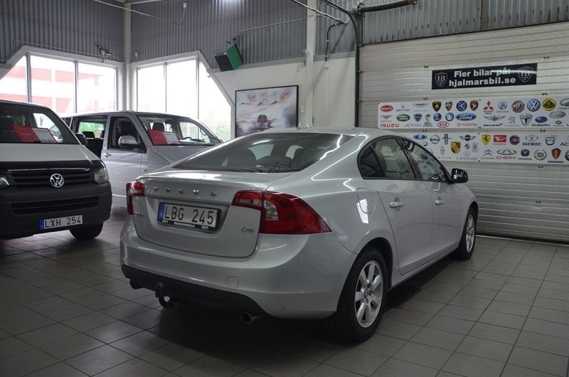 Volvo S60 bild 2