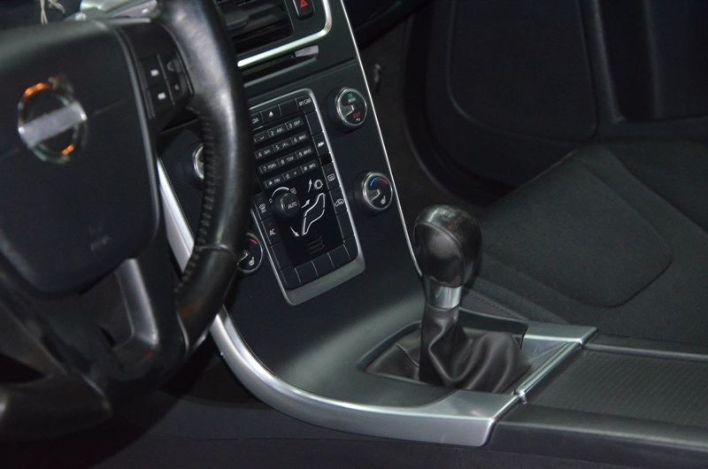 Volvo S60 bild 5