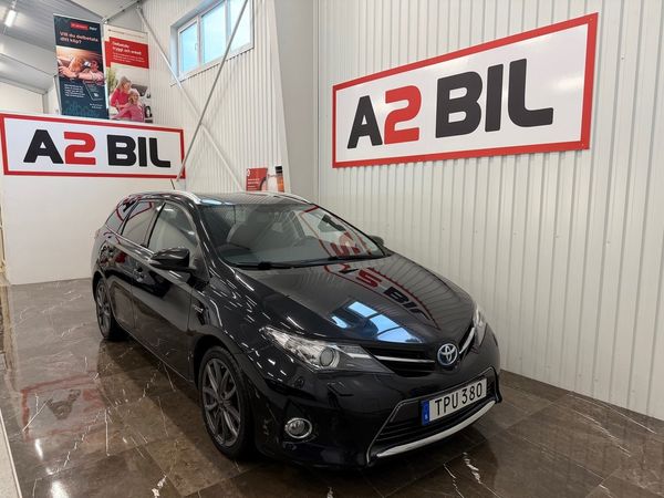 Toyota Auris Touring Sports Hybrid e-CVT Edition Feel B-kam - 2015