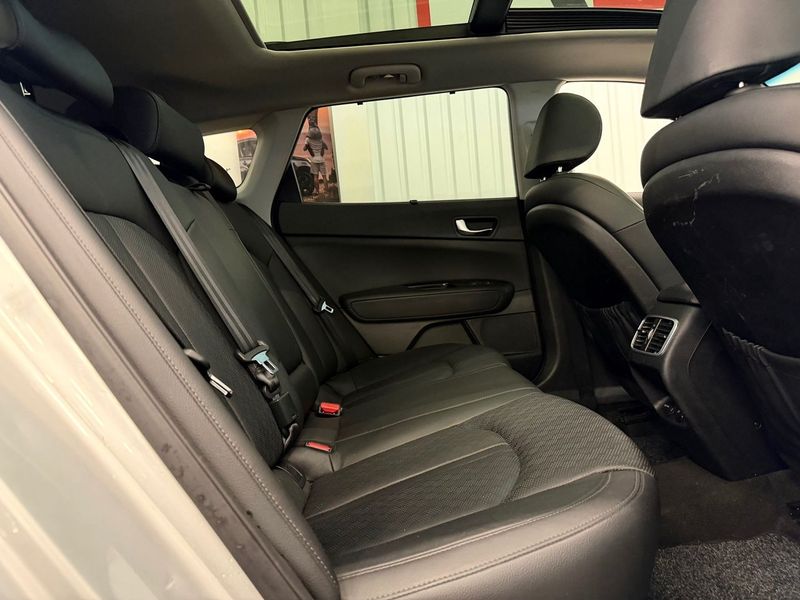 Kia Optima bild 13