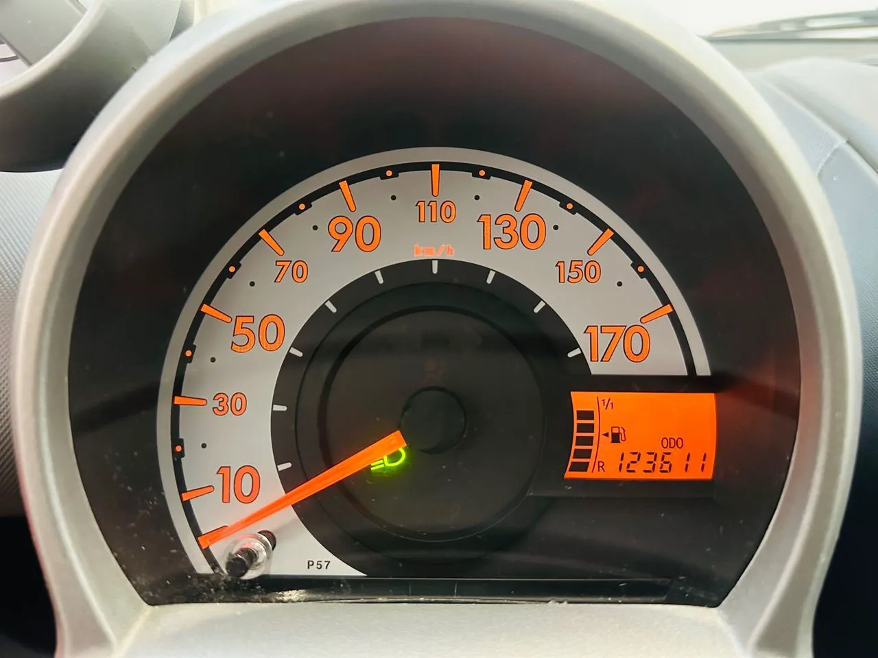 Vehicle image 17
