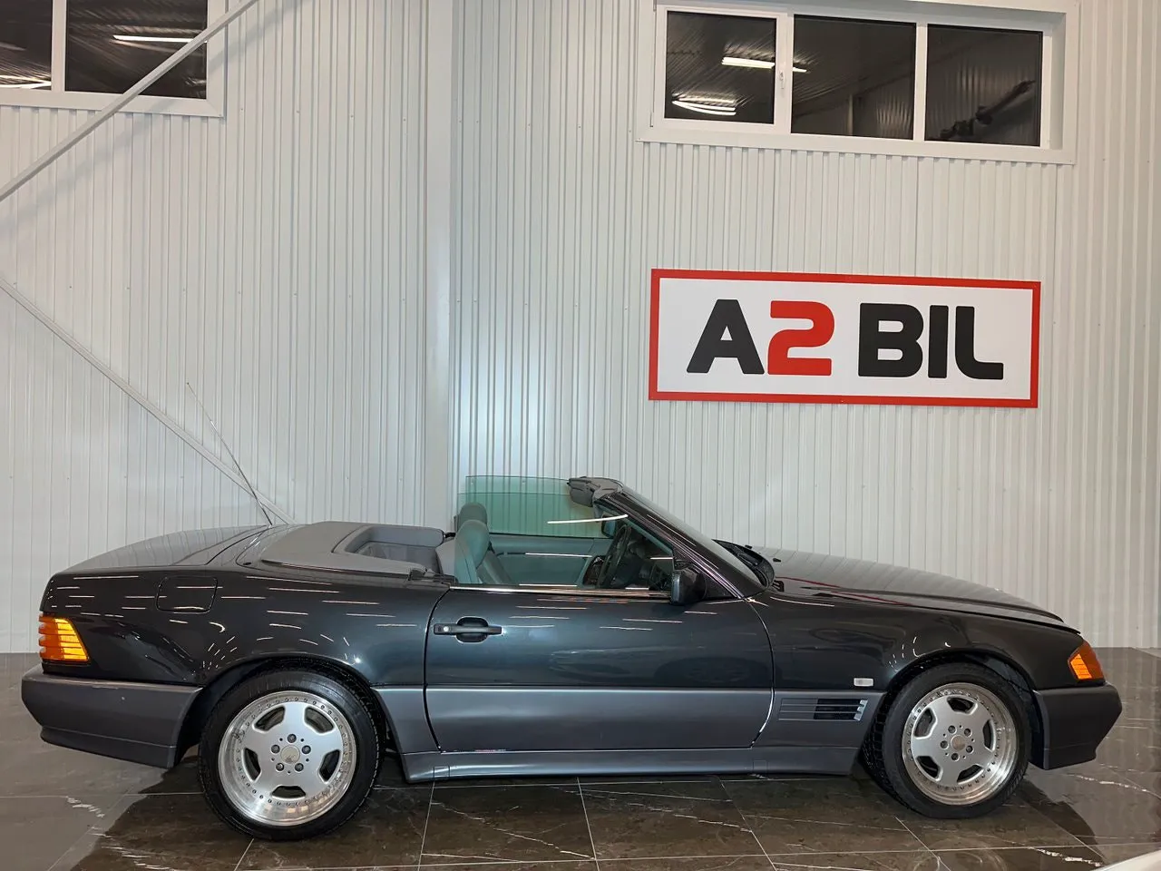 Vehicle image 21