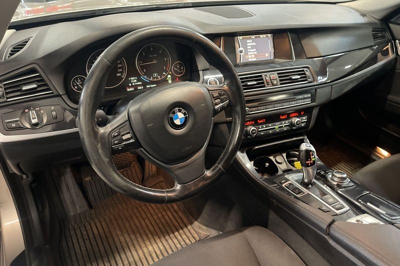 BMW 520 bild 9