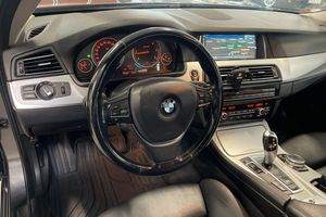BMW 520 bild 8