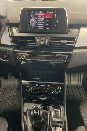 BMW 218 bild 11