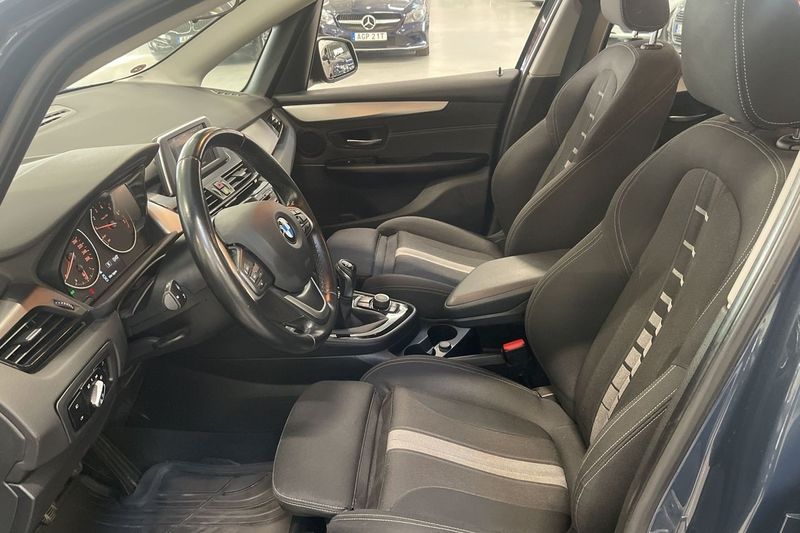 BMW 218 bild 13
