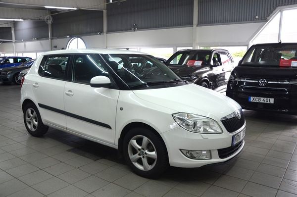 Skoda Fabia 1.6 TDI 90hk Elegance - 2011
