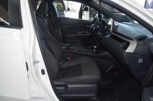 Toyota C-HR bild 7