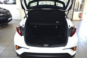 Toyota C-HR bild 12