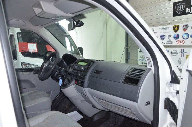 Volkswagen Caravelle bild 6