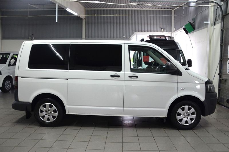 Volkswagen Caravelle bild 2