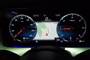 Mercedes E220 bild 32