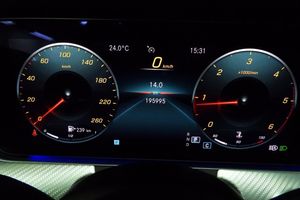 Mercedes E220 bild 28
