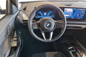 BMW 120 bild 11