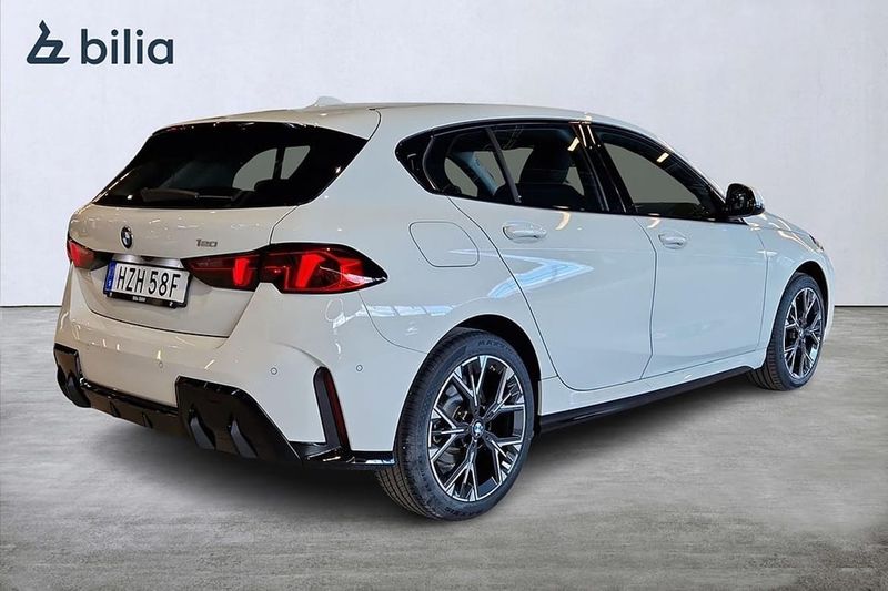 BMW 120 bild 19