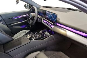 BMW 530 bild 6