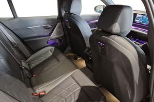 BMW 530 bild 8