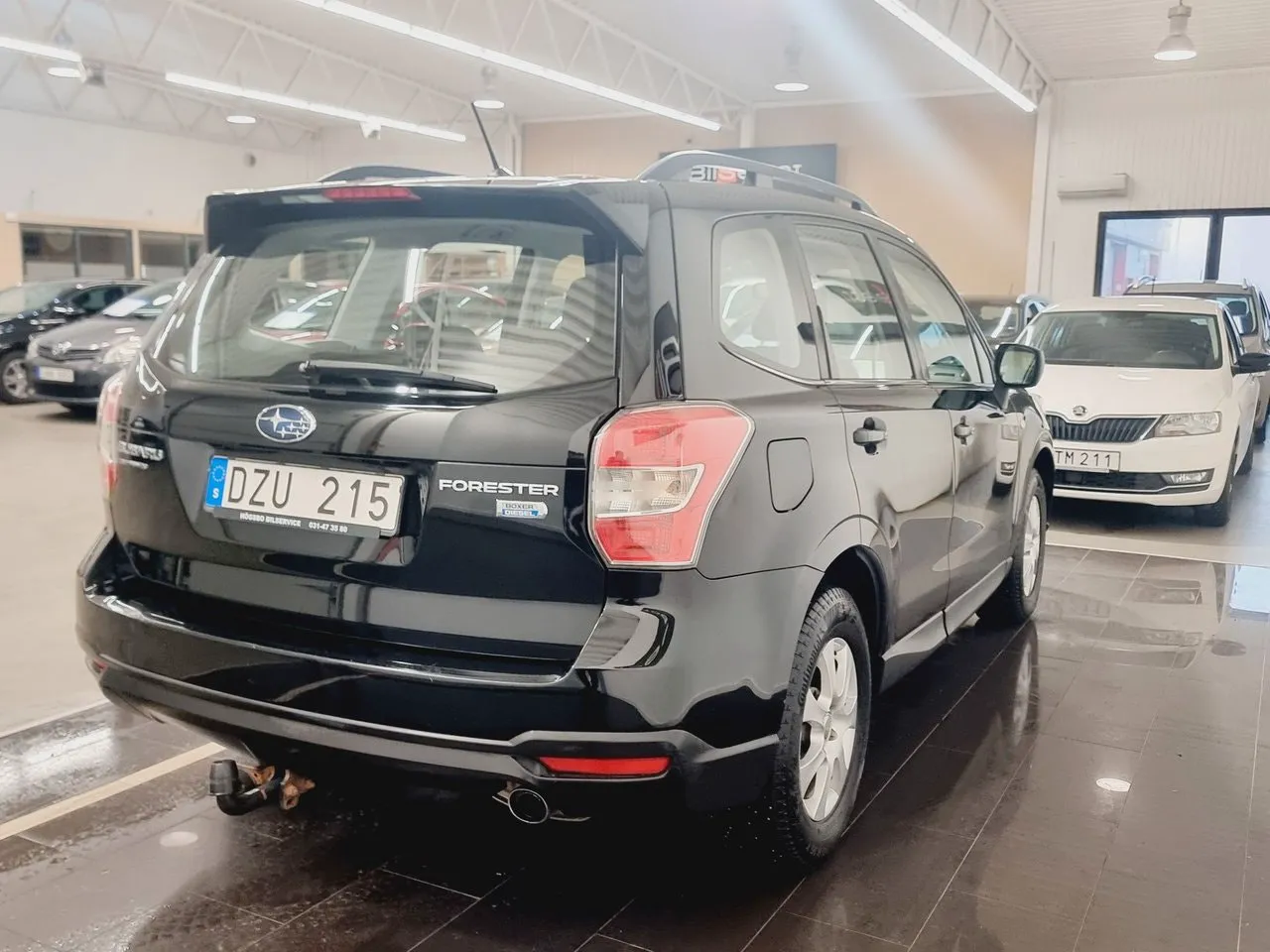Vehicle image 13
