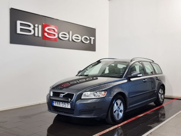 Volvo V50 1.6 D Kinetic Euro 4 FullServad Ny Servad Ny Besiktad - 2010