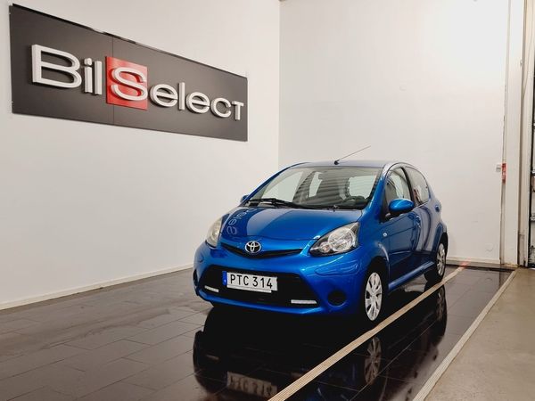 Toyota Aygo 5-dörrar 1.0 VVT-i Euro 5 Ny Servad Ny Bes - 2013