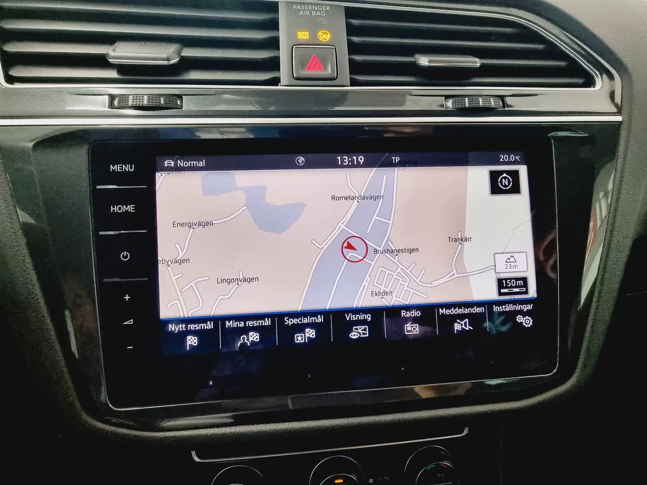 Vehicle image 14