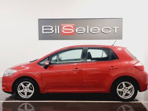 Toyota Auris bild 2