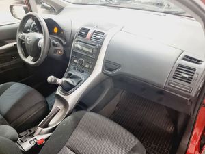 Toyota Auris bild 16