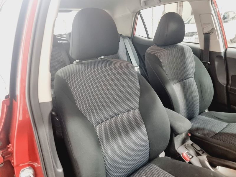 Toyota Auris bild 17