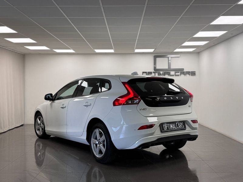 Volvo V40 bild 14