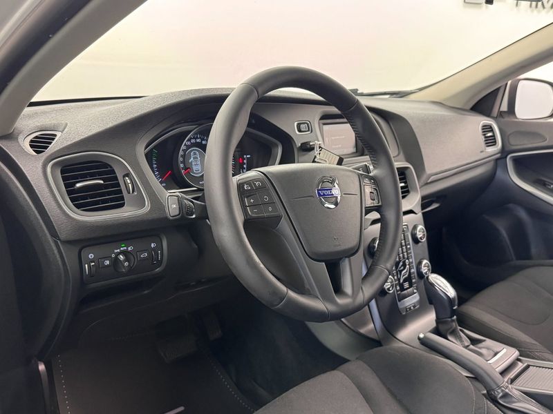 Volvo V40 bild 4