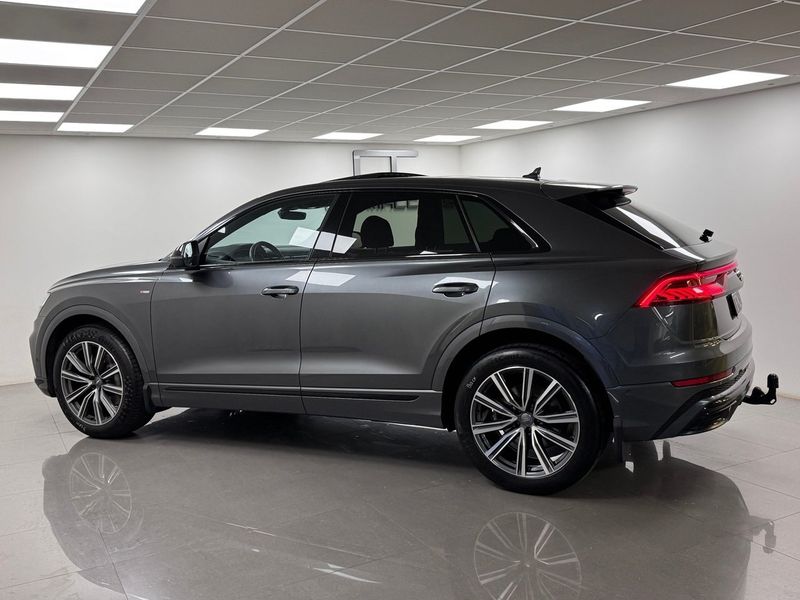 Audi Q8 bild 10