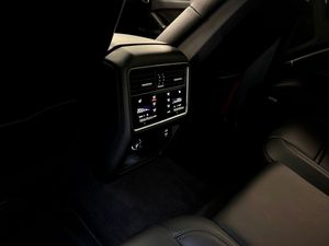 Porsche Cayenne bild 13