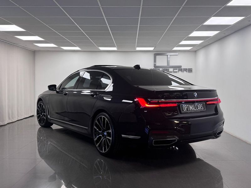BMW 745 bild 11