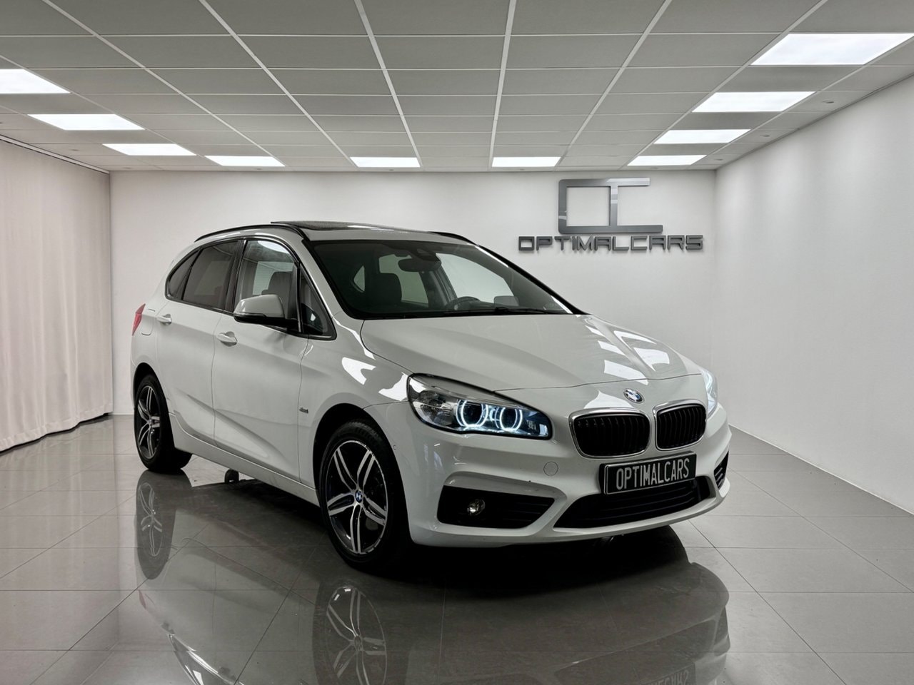 BMW 220