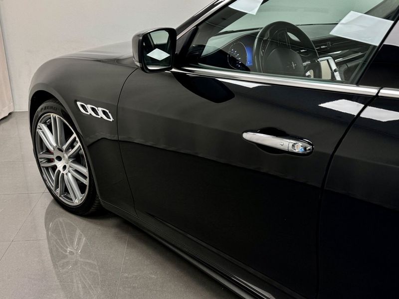 Maserati Quattroporte bild 14